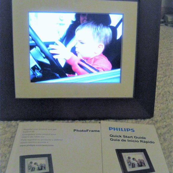 PHILLIPS Digital Photo frame 7" preowned LCD screen with remote - Picture 2 of 9